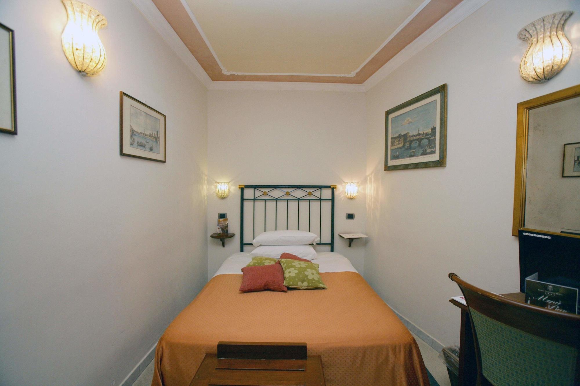 Domus Florentiae Hotel Firenze Bagian luar foto