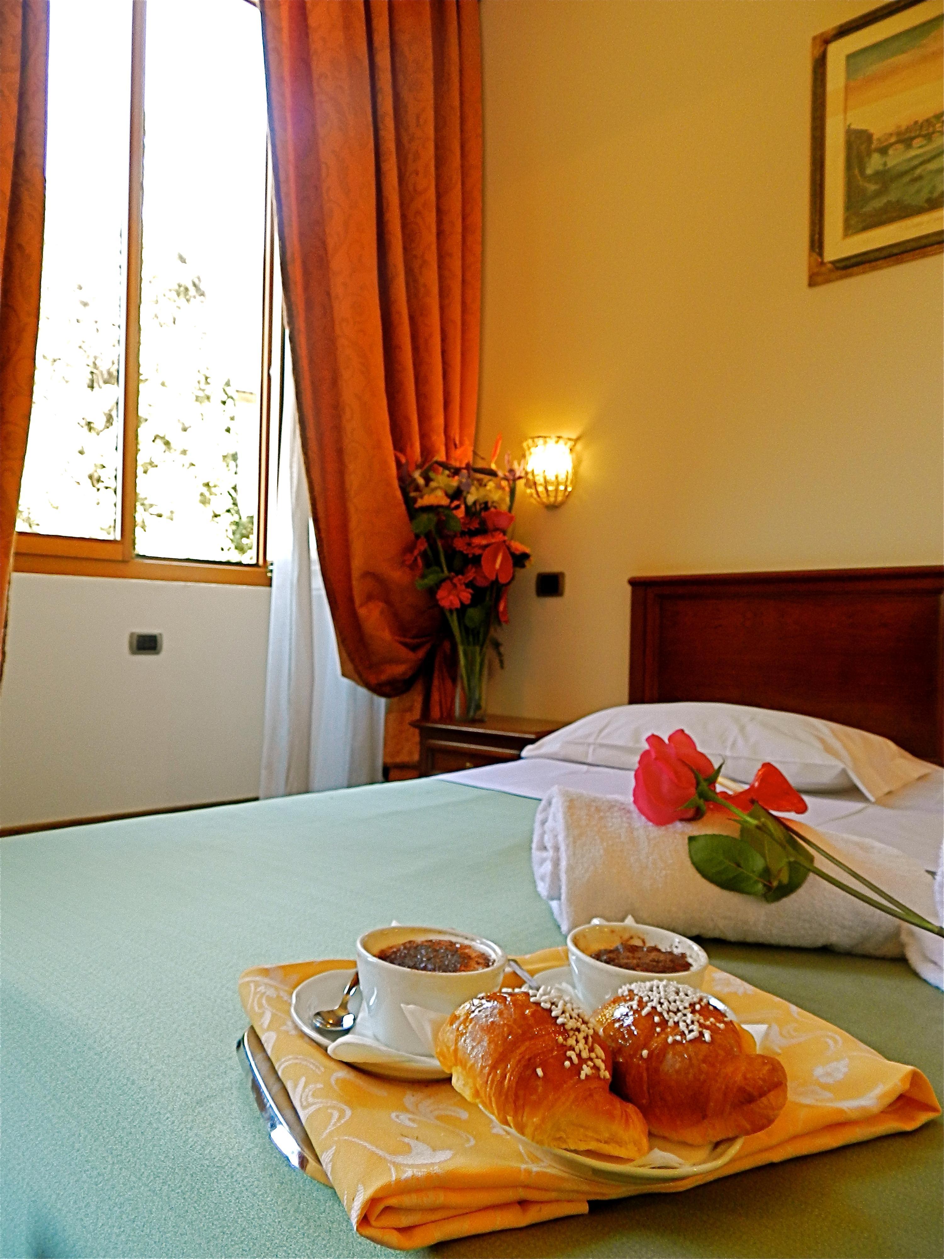 Domus Florentiae Hotel Firenze Bagian luar foto
