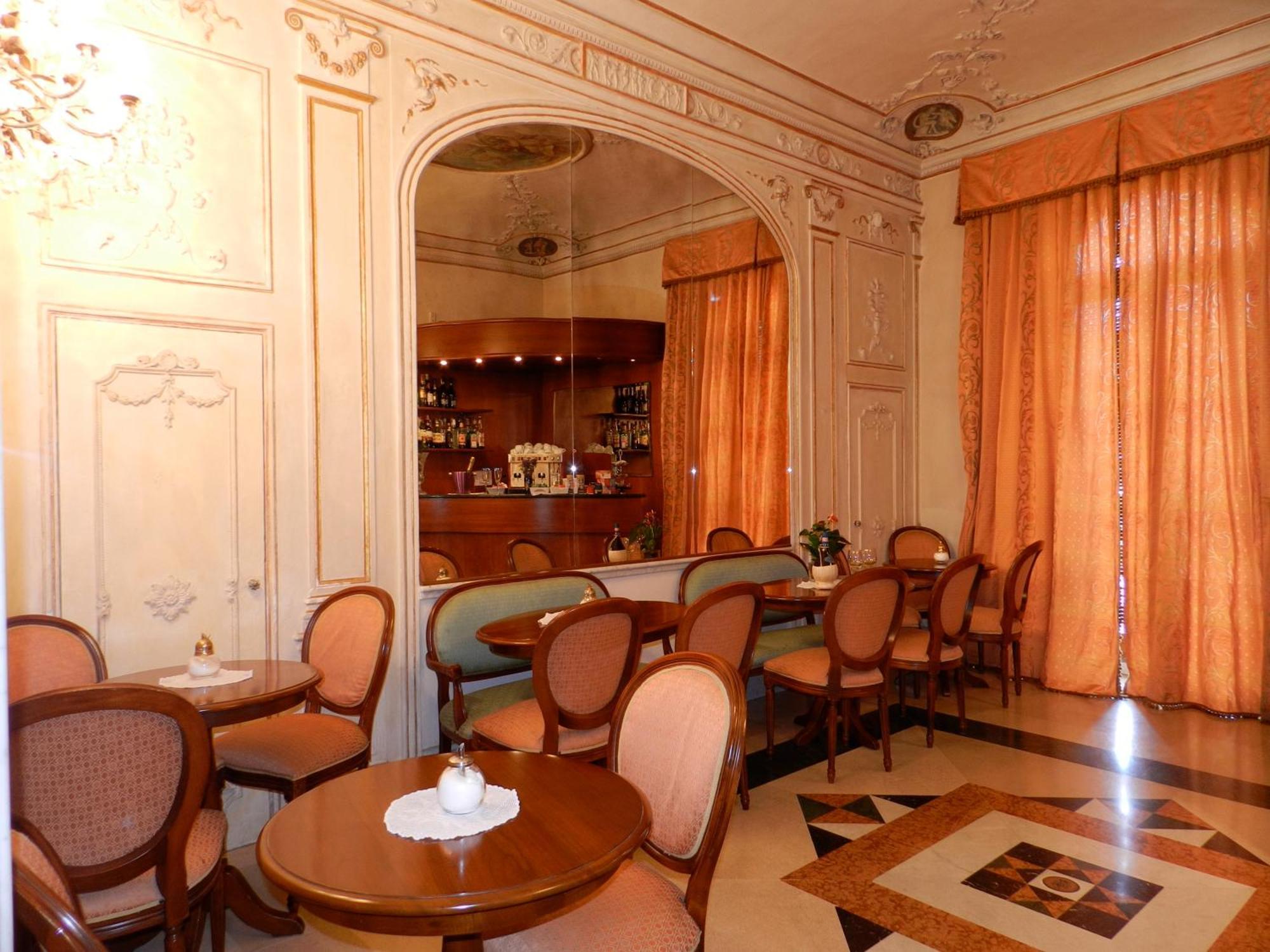 Domus Florentiae Hotel Firenze Bagian luar foto