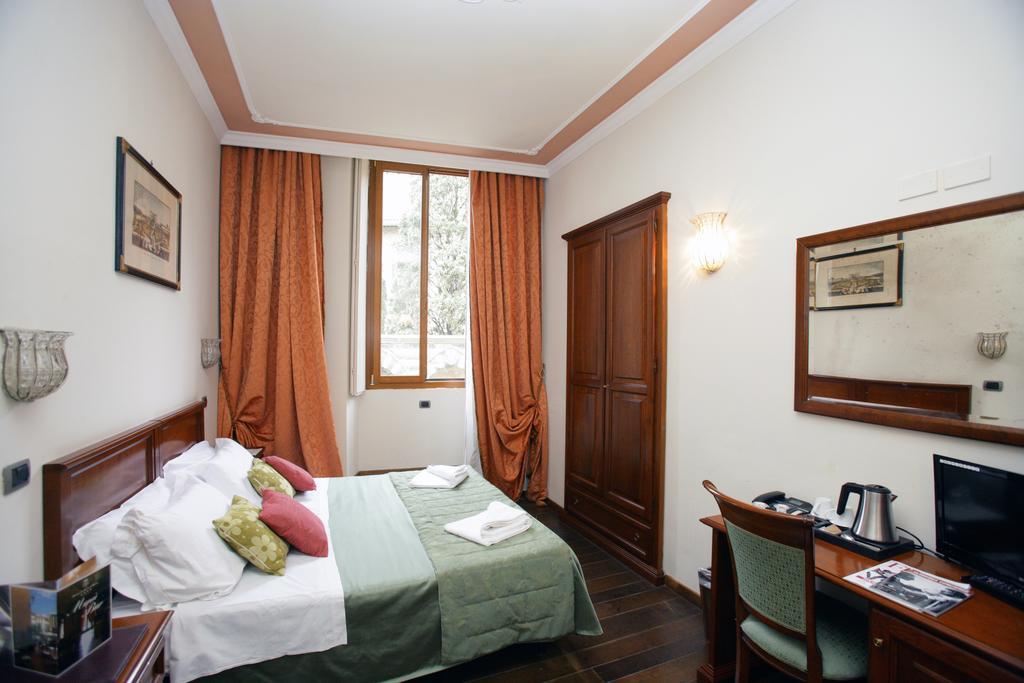 Domus Florentiae Hotel Firenze Bagian luar foto