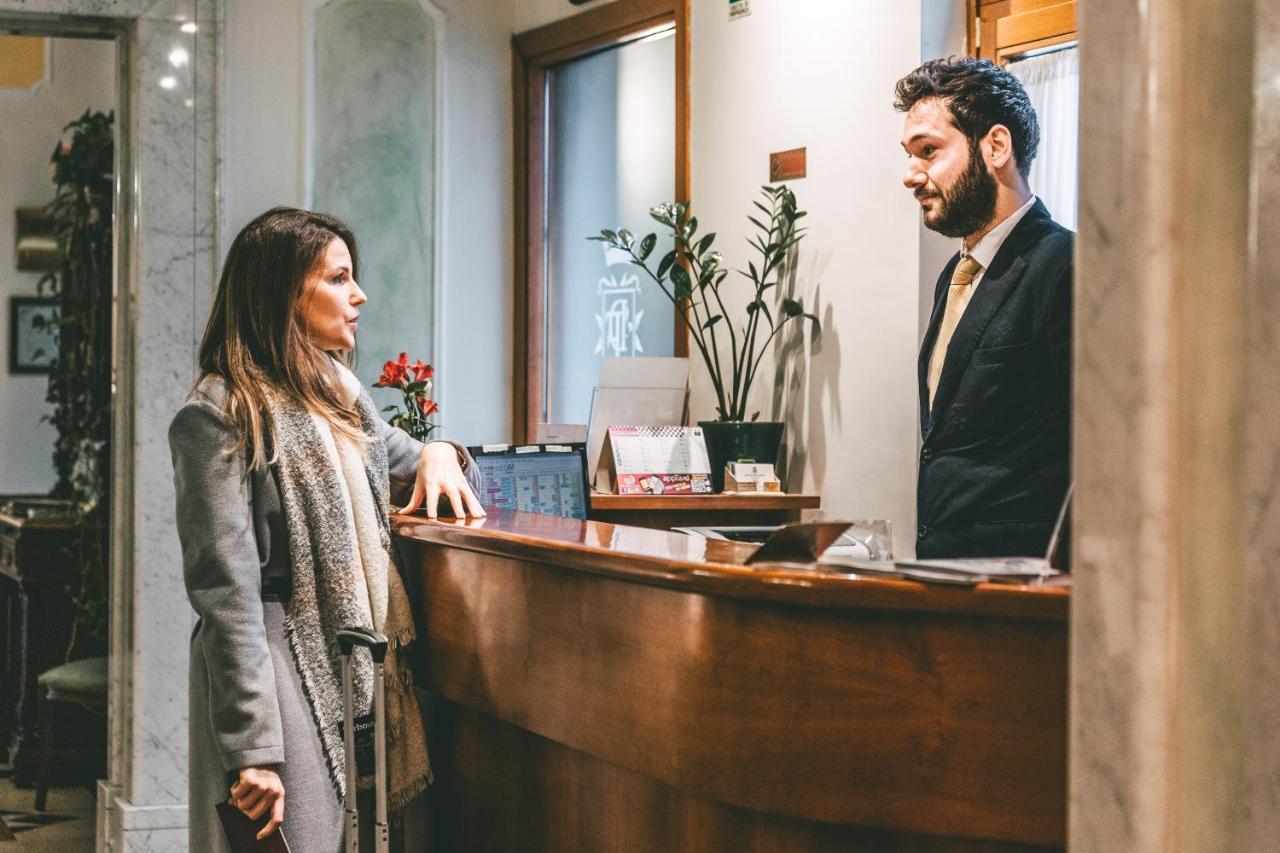 Domus Florentiae Hotel Firenze Bagian luar foto